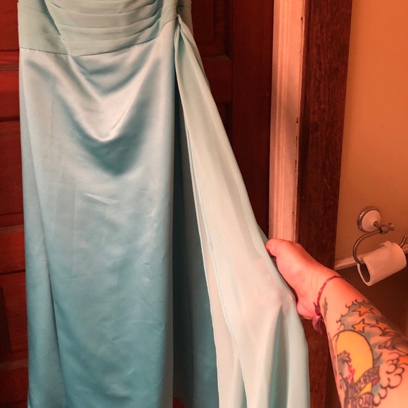 Teal David’s Bridal formal dress - Picture 3 of 7